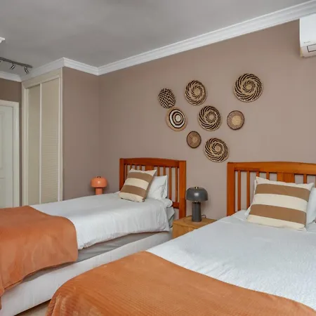 La Maestranza Vacay Vibes By Lica Homes